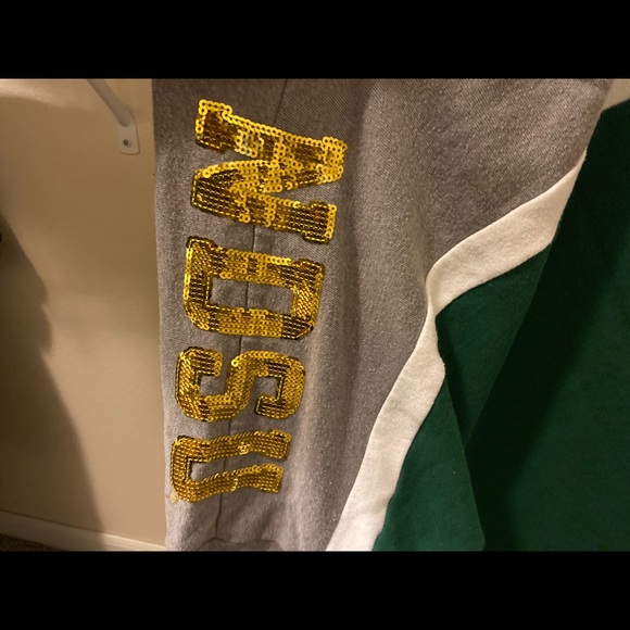 Crew Neck - Picture 2 of 3